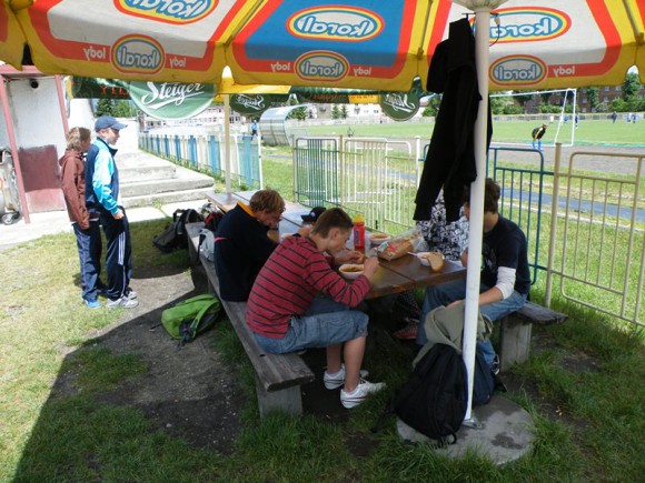 Svit - priate�sk� z�pas